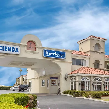 Travelodge By Wyndham Costa Mesa Newport Beach Hacienda